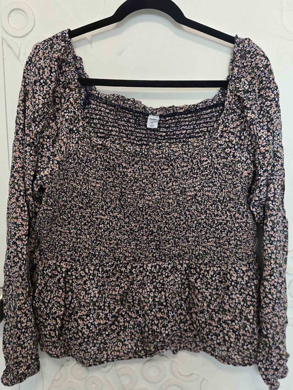 Old Navy Black Floral Smocked Long-Sleeve Peasant Top